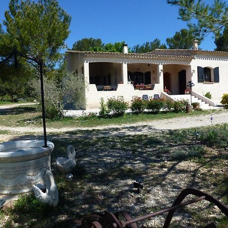 Chambre d'hôtes La Pinede Lambesc Exterior foto